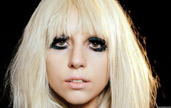 Леді Гага скасовує концерти через хворобу. Леді Гага скасувала останні 10 концертів європейської частини її світового туру через "сильний біль"