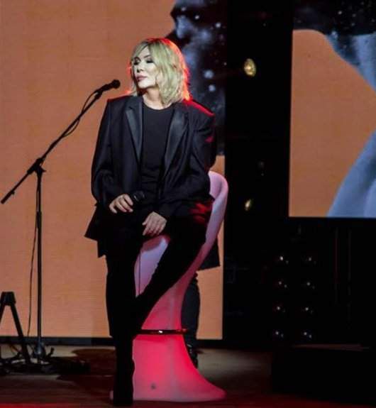 Співачку Ірину Білик скупали в компліментах (фото). Співачка вразила результатами схуднення.