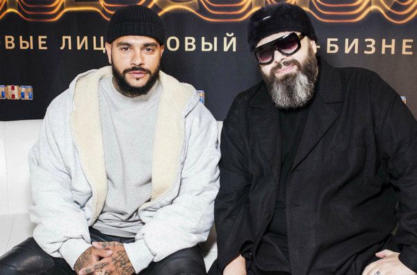 Тіматі та Максим Фадєєв запустили спільний проект. Тіматі та Максим Фадєєв запустили нове музичне шоу під назвою «ПІСНІ». Проект виходитиме в ефір на каналі ТНТ. 