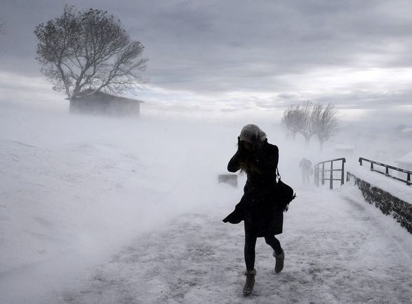 8-9 лютого в Україні оголошено штормове попередження. Погодні умови дещо ускладняться 8-9 лютого.
