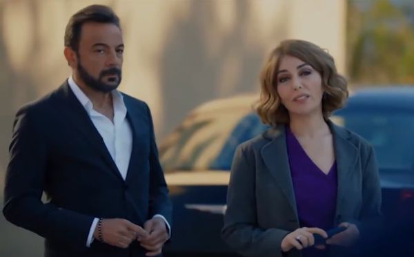 Турецький серіал: Нескінченна любов, 215 серія (відео).  Нескінченна любов.