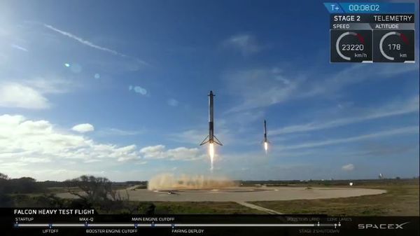 SpaceX успішно запустила надпотужну ракету Falcon Heavy (фото, відео). Тестовий політ Falcon Heavy відкладали п'ять років із-за надзвичайної складності ракети.