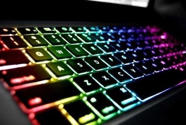 32 секретні комбінації клавіш на вашій клавіатурі, про яких ви не знали.  Список можливостей цієї кнопки, які напевно стануть в нагоді кожному користувачеві Windows.