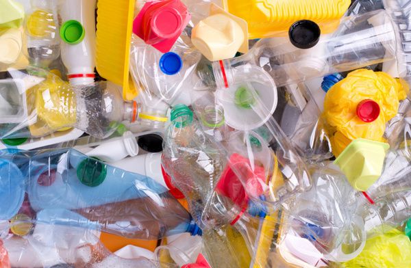 В організмі 90% підлітків вже є хімікати з пластику. Люди, зупиніться!. Лякаючі висновки вчених.