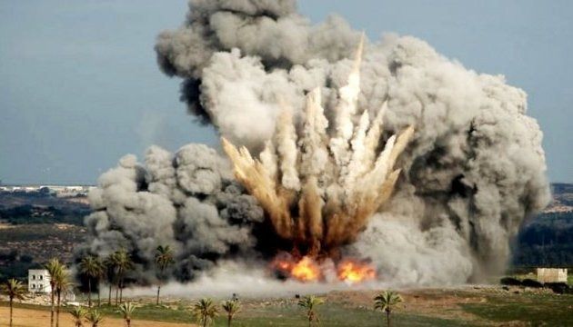 Ізраїль завдав нових ударів по Сирії через збитий винищувач. Ізраїль завдав повітряних ударів по ППО та іранських цілях у Сирії після того як сирійська армія заявила, що збила ізраїльський F-16