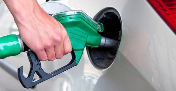 Що буде з цінами на бензин у лютому?. Паливо в лютому може подешевшати, прогнозують експерти.
