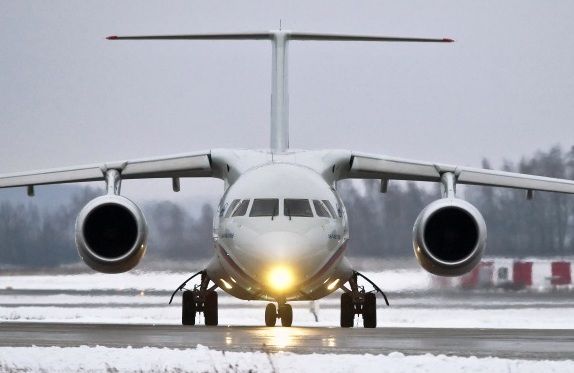У Підмосков'ї розбився пасажирський літак. Під Москвою розбився пасажирський авіалайнер Ан-148. Літак, що вилетів з аеропорту Домодєдово і повинен був слідувати рейсом Москва — Орськ.