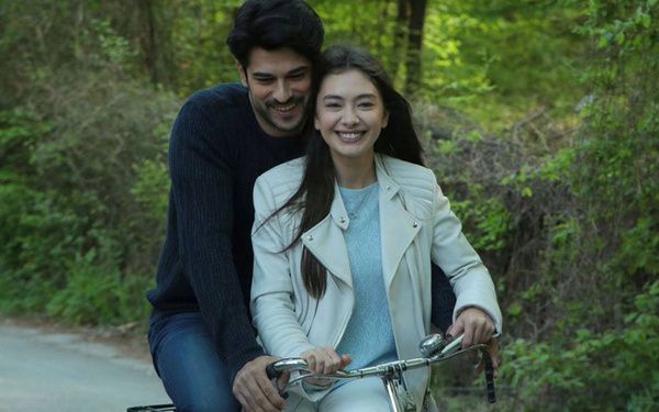 Турецький серіал: Нескінченна любов, 226 серія (відео).  Нескінченна любов.