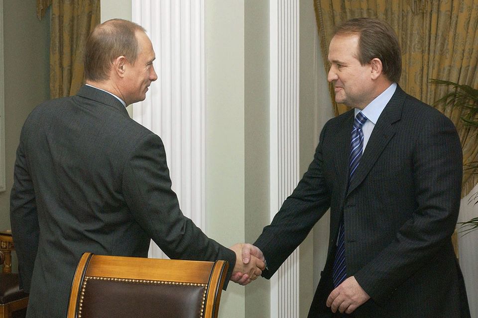 Медведчук - про свої стосунки з Путіним - "Є взаєморозуміння". Український політик заявив, що "не хизується своїми зв'язками"