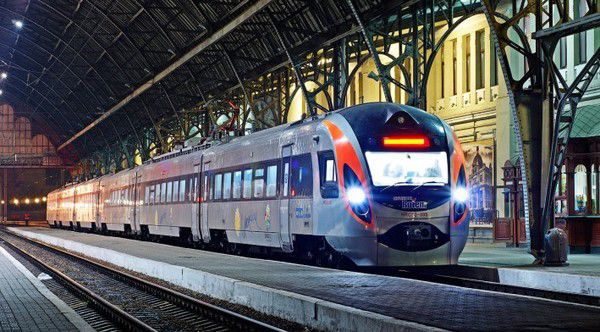 Потяг у Москву приніс Україні найбільший дохід. Найчастіше українці їздили у Москву, а найменше – у Львів.