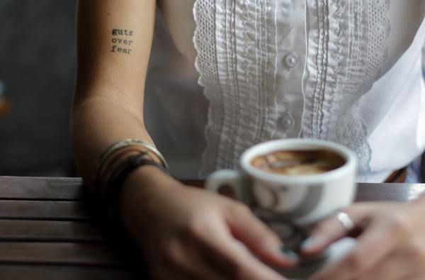 Любительки кави ризикують зменшенням грудей - вчені. Вчені провели дослідження, спрямоване на вивчення впливу надмірного вживання кави на жіночі груди.