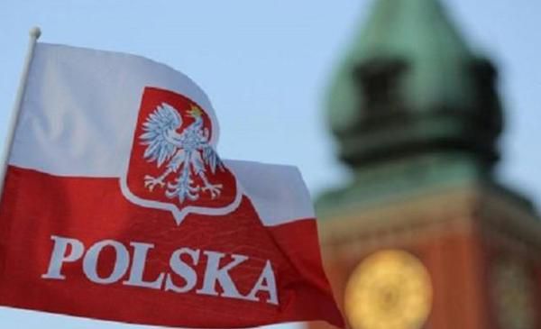 У Польщі розчаровані результатами переговорів Глинського і Розенко. Польща глибоко розчарована результатами переговорів між віце-прем'єрами України і Польщі і сподівається, що заборона на ексгумацію буде незабаром скасовано.
