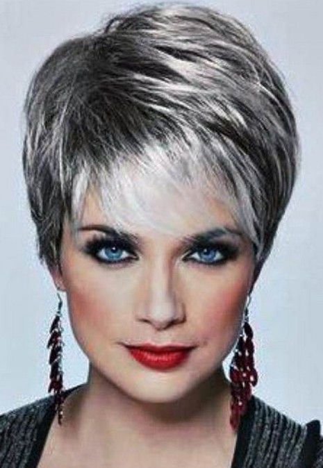 Мода 2018: зачіски, які безжально старять будь-яку жінку (Фото). 8 зачісок, яких дамам в елегантному віці краще уникати.