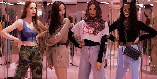 Модний бренд створив манекени з розтяжками і веснянками. Товсті жінки страйкують! (фото). Всім не догодиш.