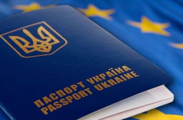 За останні три роки 24 тисячі українців відмовилися від громадянства
