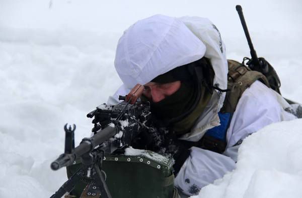 За минулу добу, 24 лютого, бойовики 13 разів порушили перемир'я на Донбасі. Бойовики знову застосовують 152-мм артилерію 