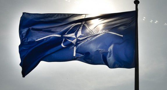 НАТО припинило співпрацю з РФ по військовій лінії. МЗС.