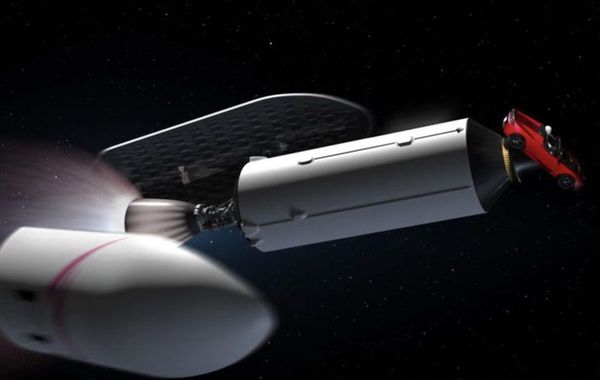 За польотом машини Ілона Маска до Марса можна стежити в реальному часі. Сайт для відстеження польоту електромобіля до Марса запустив великий шанувальник компанії SpaceX – Бен Пірсон. 