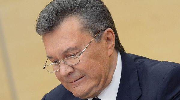Втікач Віктор Янукович на Тверському бульварі дасть прес-конференцію. Екс-президент, мабуть, хоче сказати щось нове.