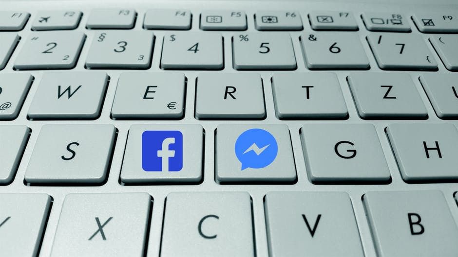 У Facebook тепер можна писати 3D-повідомлення. Останнім часом соціальна мережа Facebook стала вносити все більше інновацій для своїх користувачів.