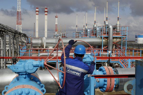 З 1 березня поставок "Нафтогазу" не буде - "Газпром". Газпром отримав, але повернув передоплату "Нафтогазу України" для оплати газу за березень, поставок не буде.