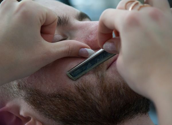 Що приховують бородані: вони частіше брешуть, крадуть, зраджують і б'ються. Дослідники задалися питанням: «Чи можуть волосся на обличчі охарактеризувати поведінку партнера?».