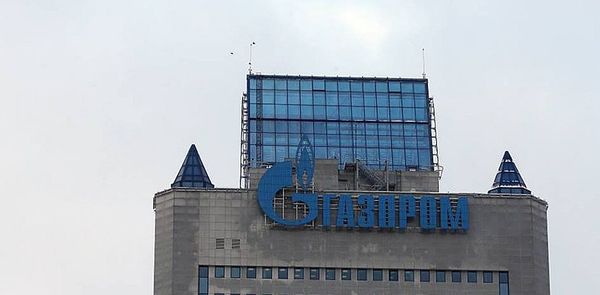 В Україні почався опис і арешт активів Газпрому. Гройсман заявив, що за невиконання зобов'язань російський монополіст повинен нести сувору відповідальність.