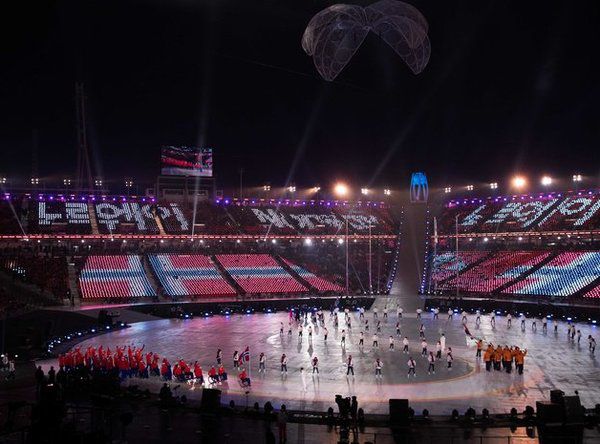 В Пхенчхані запалили вогонь зимової Паралімпіади-2018. 9 березня президент Республіки Корея Мун Чже Ін офіційно оголосив про відкриття зимової Паралімпіади у Пхенчхані.