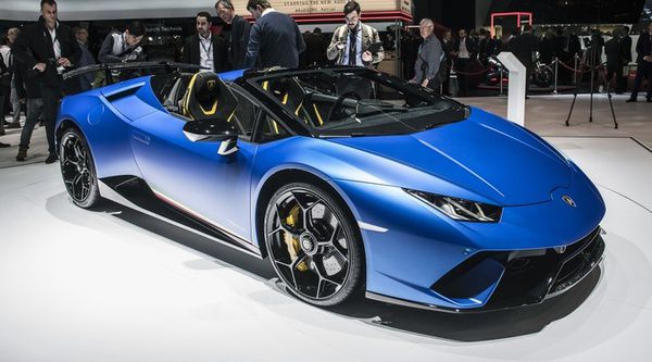 У Женеві презентували нову модель Lamborghini. 88-й за рахунком міжнародний Женевський автосалон рясніє новинками і неймовірними автомобілями. 