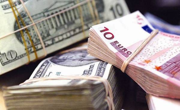 Мільйони гривень та тисячі доларів і євро поцупили в одному з банків Тернополя. Перевірка у фінансовому відділенню прийшла без попередження. Її надіслали представники з головного офісу банку.