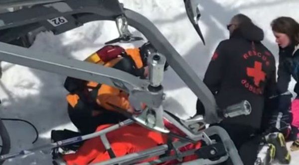 В Грузії зламаний підйомник "викидав" лижників, постраждали українці. На грузинському гірськолижному курорті Гудаурі несправність підйомника спричинила масове травмування відпочивальників.