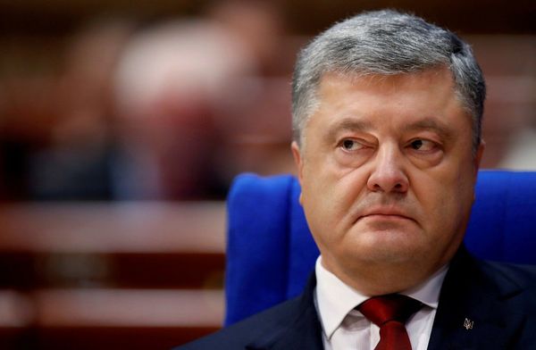 Порошенко: РФ повинна "заткнутися і забратися геть". Глава держави засудив інцидент з отруєнням Сергія Скрипаля та наголосив, що хімічна атака Росії в Великобританії - це посягання на суверенітет країни.