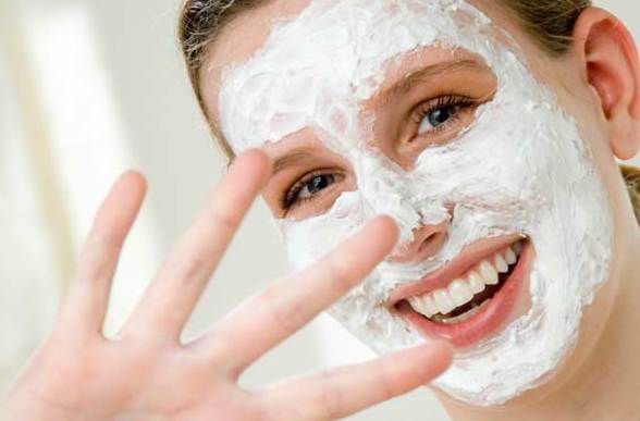 Порадуйте свою шкіру обличчя домашньою масочкою з простих інгрідієнтів!. Очищаючі маски для обличчя - найважливіша косметична процедура, яка дозволяє піклуватися про стан вашої шкіри.