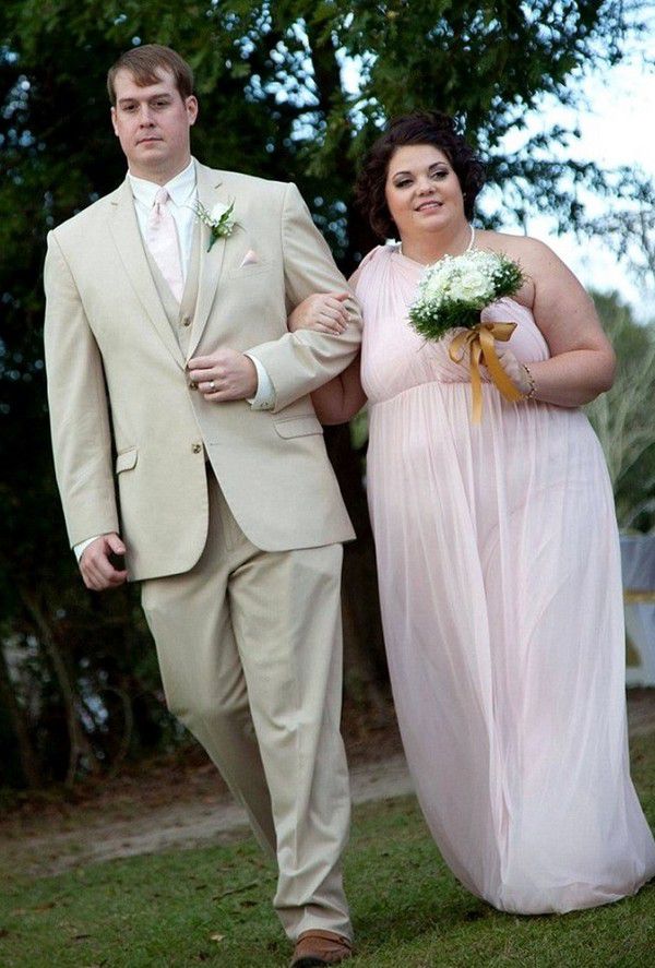 120-кілограмова американка скинула 70 кг, злякавшись фотографії з весілля. На 8 розмірів менше.