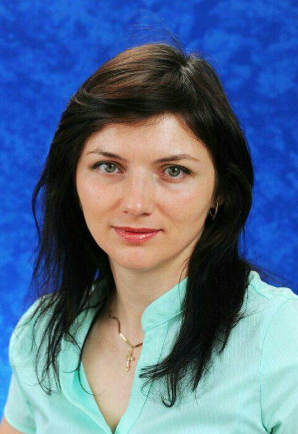 Вчителька загинула, рятуючи чужих дітей "Зимової вишні" в Кемерово. Без зайвих слів...