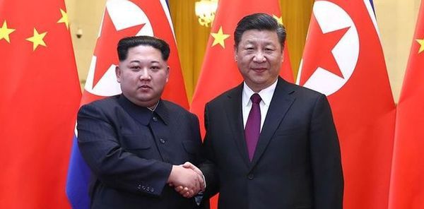 Історичний візит: Кім Чен Ин назвав умови ядерного роззброєння. Лідер КНДР і голова КНР в ході зустрічі обмінялися думками щодо ситуації в світі і на Корейському півострові.
