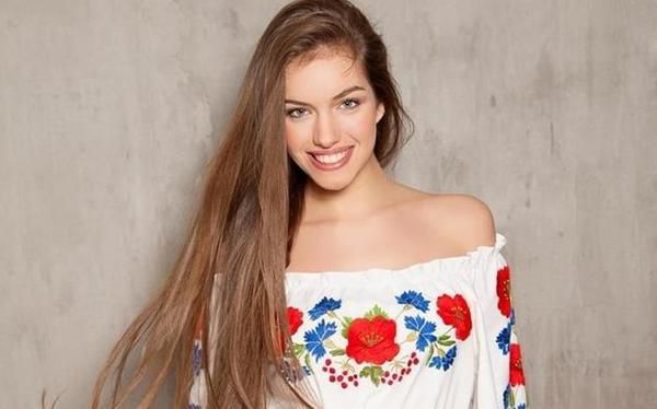 Олександра Кучеренка здивувала посмішкою на новому фото. Міс Україна-2016 порадувала шанувальників у Інстаграм красивим фото.