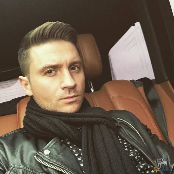 Сергію Лазарєву виповнилося 35. Зворушливе відеопривітання від сина співака.