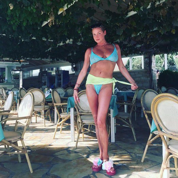 Волочкова покинула коханця і полетіла на курорт. Тож скоро балерина порадує шанувальників новими фото в купальниках.