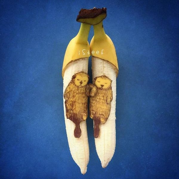 Художник перетворює банани на витвори мистецтва. Його фантазія не знає меж.