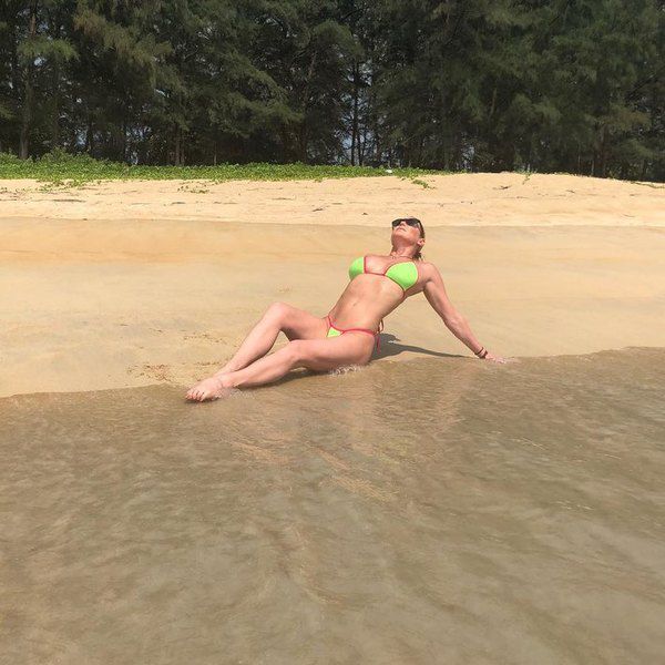 Волочкова знялася топлес на пляжі Пхукета. 42-річна Анастасія Волочкова відпочиває на тайському острові Пхукет і балує шанувальників відвертими фотографіями.