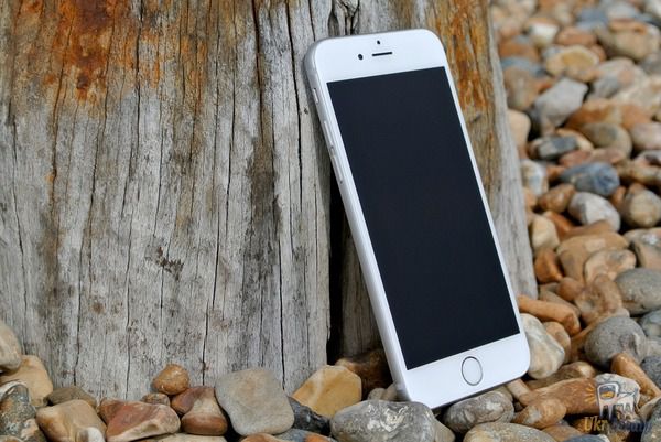 Оновлення iOS "вбило" екрани деяких iPhone 8. Останнє оновлення мобільної операційної системи iOS 11.3 виявилося несумісним з екранами iPhone 8, які замінювали не в офіційних сервісах Apple.