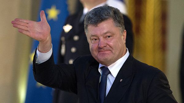 Україна готується припинити участь в СНД. Президент Петро Порошенко доручив уряду підготувати все необхідне для припинення участі України в СНД.