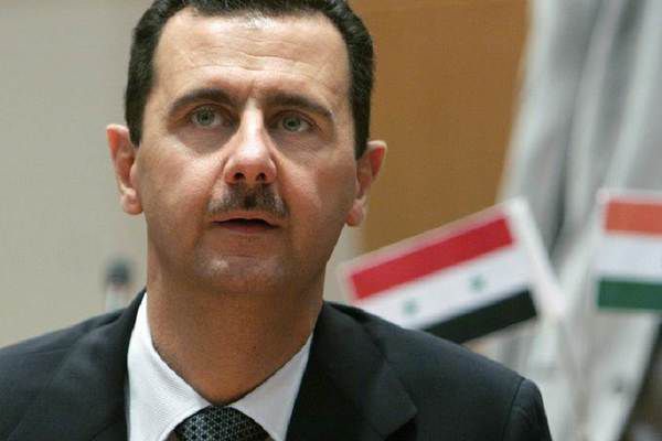 Сирійський тиран Асад замкнений в російському бункері на базі Хмейміма. Вважається, що військові бази, штаб-квартири розвідки і навіть розкішні будинки, що належать Асаду і його поплічникам, можуть бути метою для нанесення ударів.