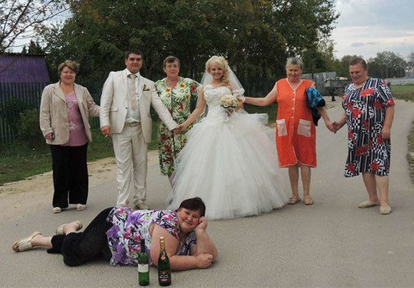 25 разів, коли хтось реально перемудрував із весільними фото. Суворі російські весілля.
