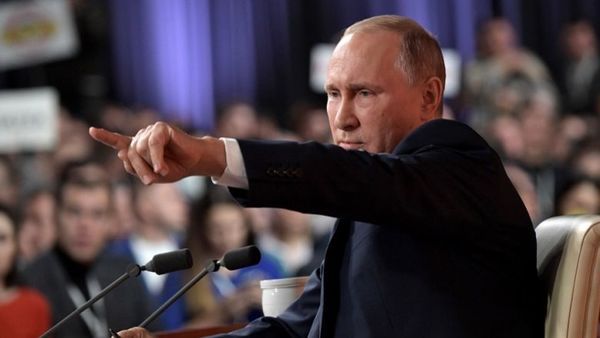 Росія завдає удару у відповідь на атаки у Сирії. Росія засуджує напад на Сирію.