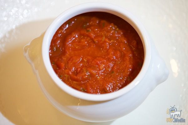 Ось 9 неймовірно смачних соусів які можна зробити за 15 хвилин. Підходять до всього.