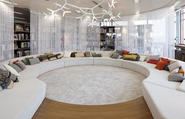 Лондонський офіс Google: Стильний і креативний інтер'єр. Дивовижний дизайн офісу Google, в якому відчуваєш, що перемістився в майбутнє.