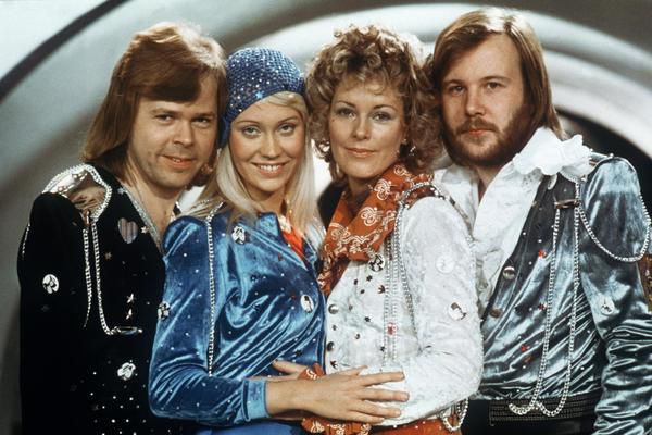 Культовий шведський квартет ABBA оголосив про возз'єднання. Гурт ABBA оголосив про возз'єднання після 35 років перерви.