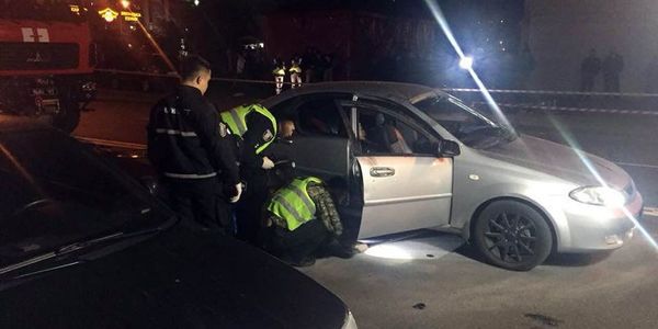 Вибух автомобіля в Києві, є загиблий і травмований. У Києві в результаті вибуху автомобіля загинув чоловік, ще один отримав травми.